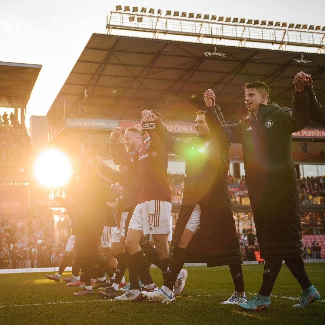 ?️ SPARŤAN ZÁPASU | Po dalším vítězství můžete na webu opět hlasovat o nejlepšího hráče. Čas máte do úterního poledne! #acsparta